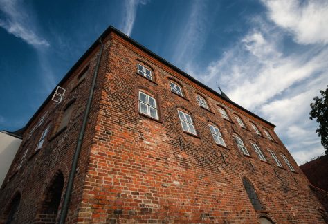 80 Jahre Schleswig-Holstein: Europäisches Hansemuseum lädt bei freiem Eintritt ins Burgkloster